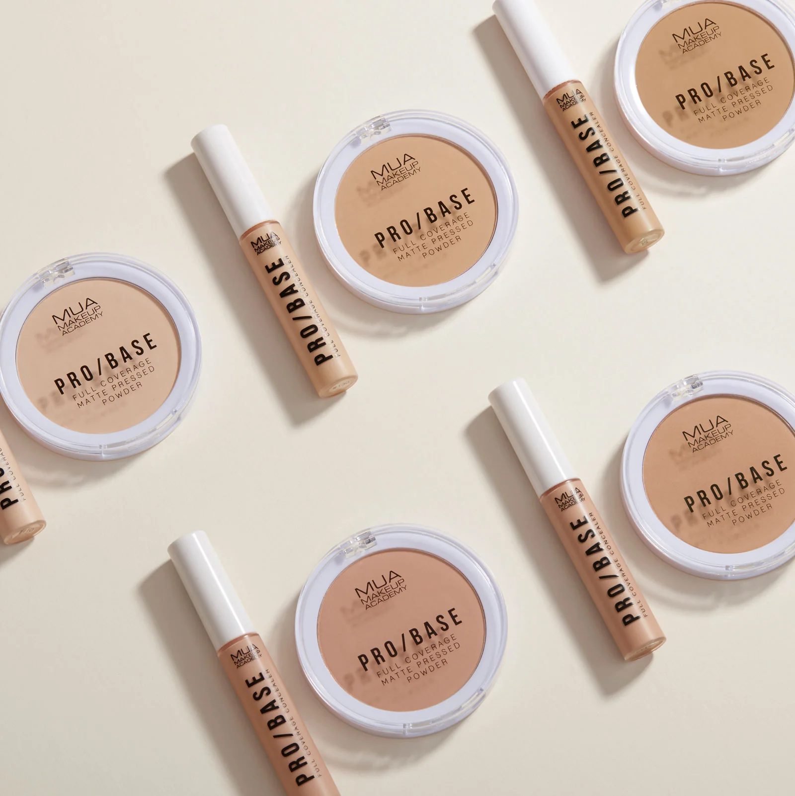 MUA PRO/BASE MATTE POWDER #120 - Image 3